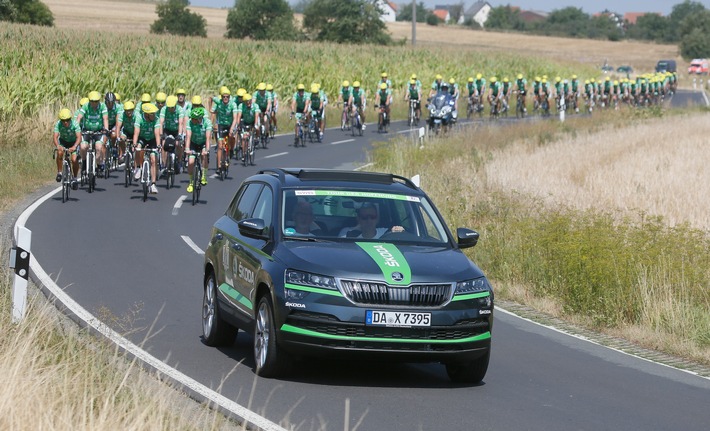 SKODA AUTO Deutschland fördert erneut die Tour der Hoffnung