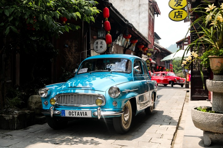 SKODA zeigt historische Fahrzeuge bei Oldtimer-Veranstaltungen in China