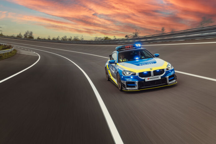Ein Zeichen setzen: Der BMW M2 by AC Schnitzer und die TUNE IT! SAFE! Initiative auf der Essen Motor Show 2024